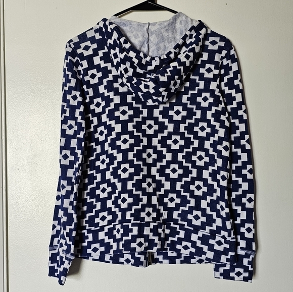 Macbeth Collection by Margaret Josephs blue and white print gold toned sweater - Picture 7 of 7